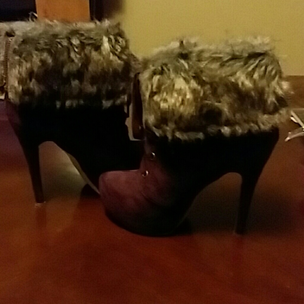 Red velvet high heeled fur boots